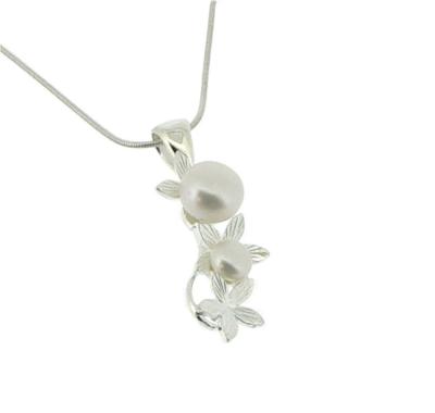 Kitten Pearl Flower Pendant 